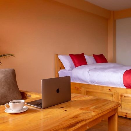 Eagle Nest Hotel Bhatgoan Esterno foto