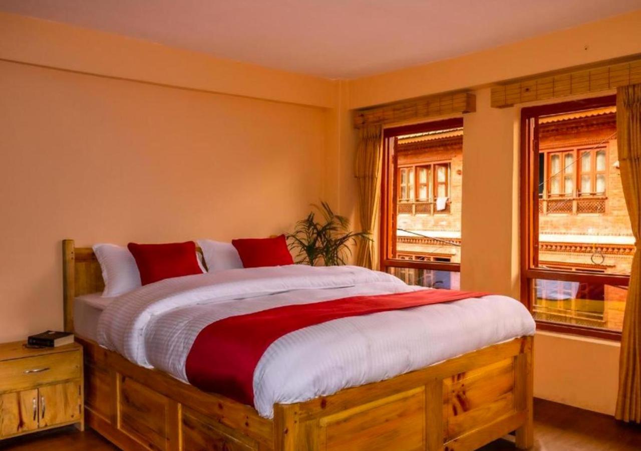 Eagle Nest Hotel Bhatgoan Esterno foto